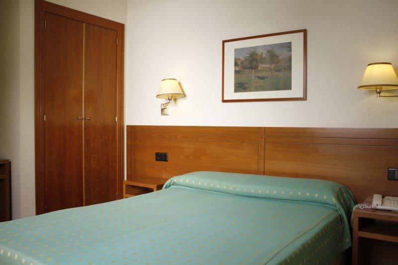 Hotel Yit Conquista De Toledo 톨레도 외부 사진